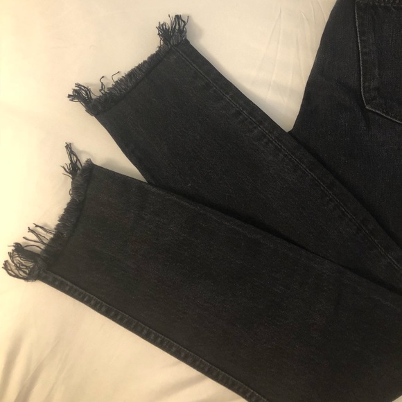 GRLFRND DENIM size 26 (runs small), NWT! - Picture 3 of 5